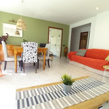 Bright Apartment Near The Beach And Barcelona By Train Masnou Exterior photo